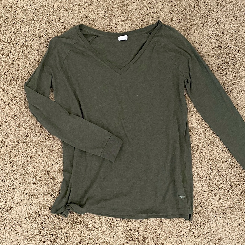 Long Sleeve Olive Green T-Shirt - Basic Long T-Shirt - PINK Victoria Secret
